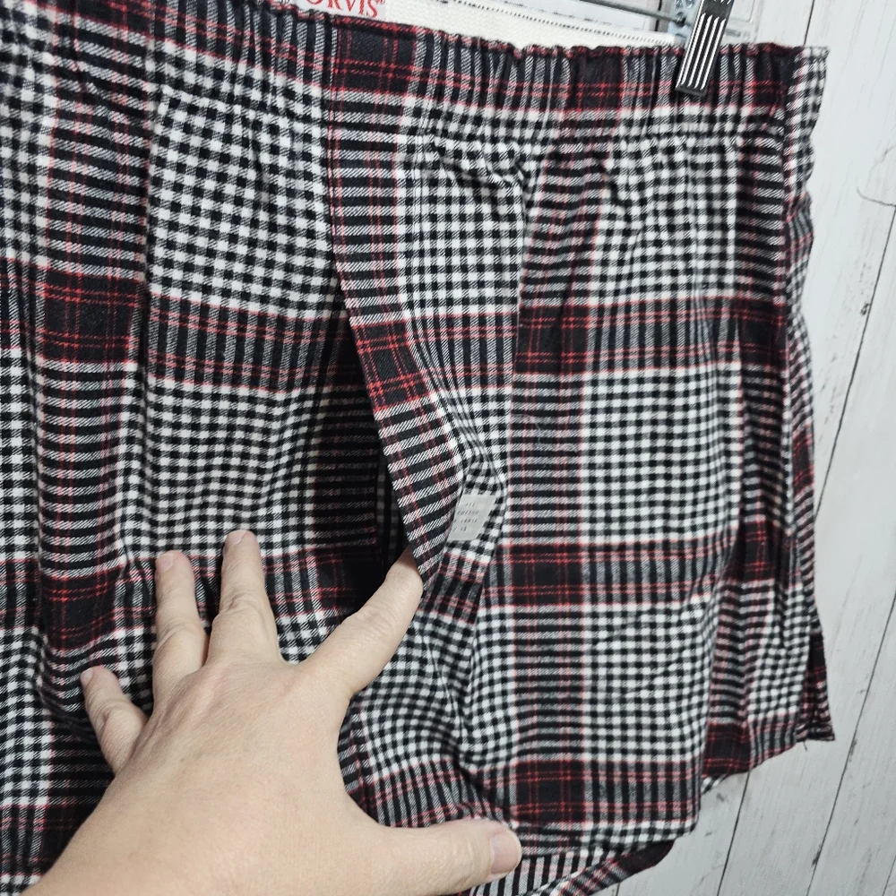 New Vintage Orvis Men's Plaid Flannel Boxers Underwear Size XL Made In USA.
